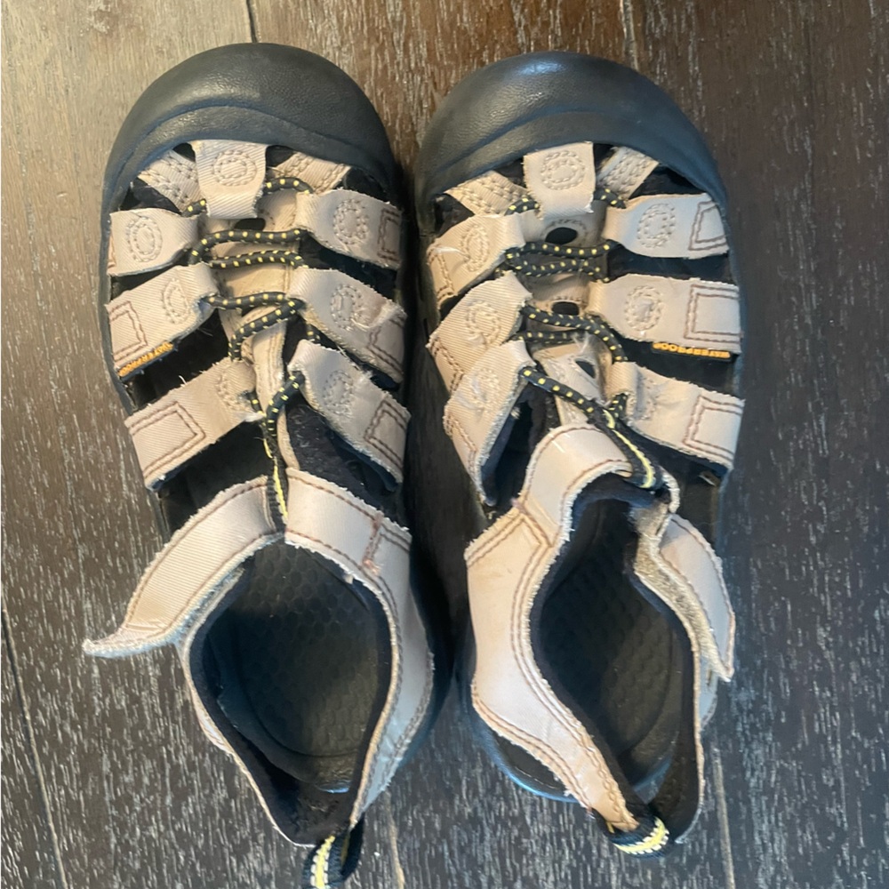 KEEN Waterproof Hiking Sport Sandals TAN Youth Sz US 13 , Strap